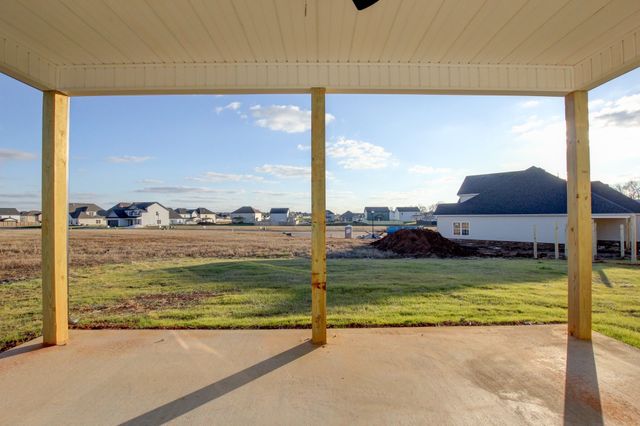 321 Kildeer Dr, Clarksville, TN 37040