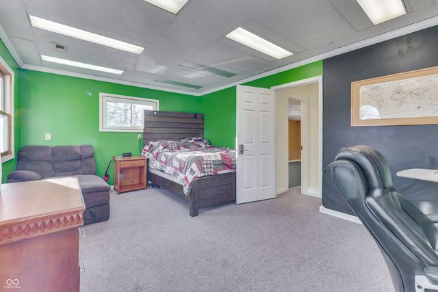 1000 Leisure Lane, Greenwood, IN 46142