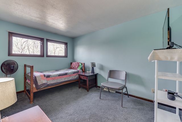 1000 Leisure Lane, Greenwood, IN 46142