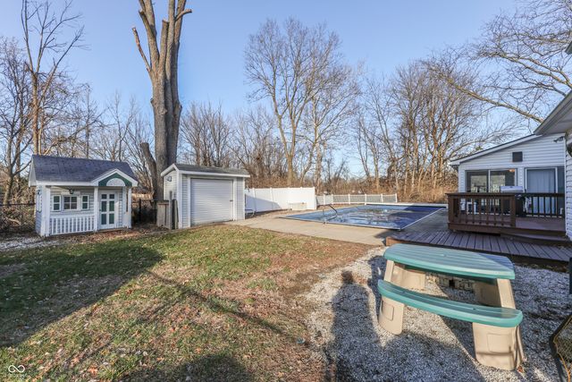 1000 Leisure Lane, Greenwood, IN 46142