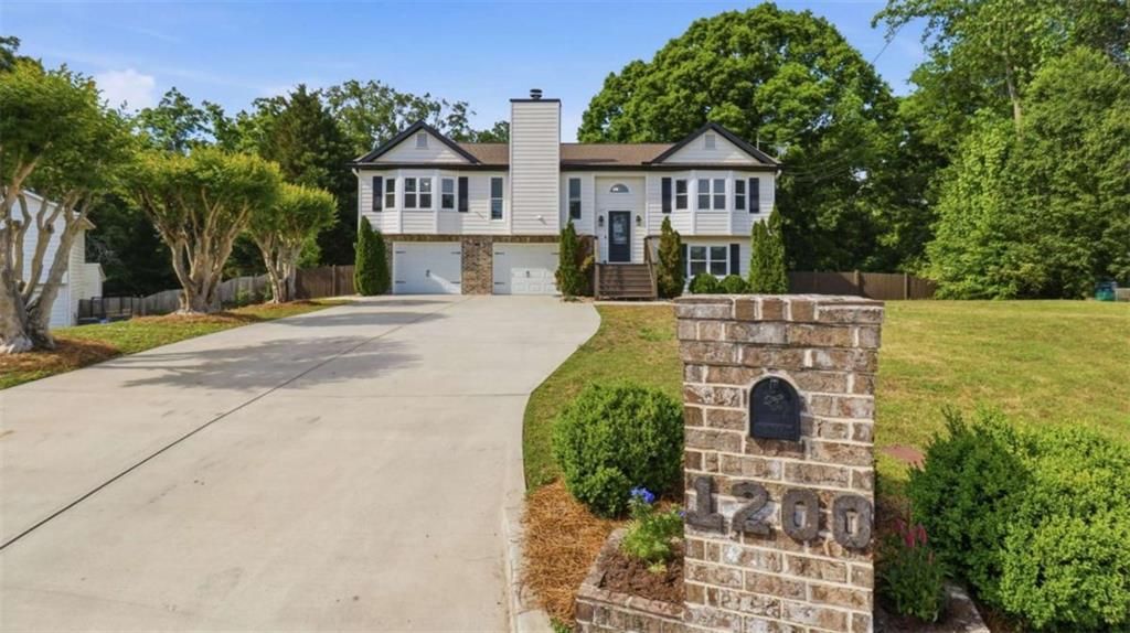 1200 Brookton Drive, Dacula, GA 30019