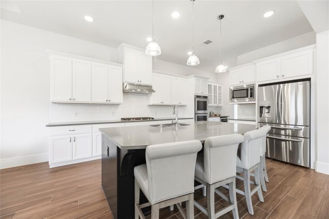 19502 Riverhill Row Court, Cypress, TX 77433