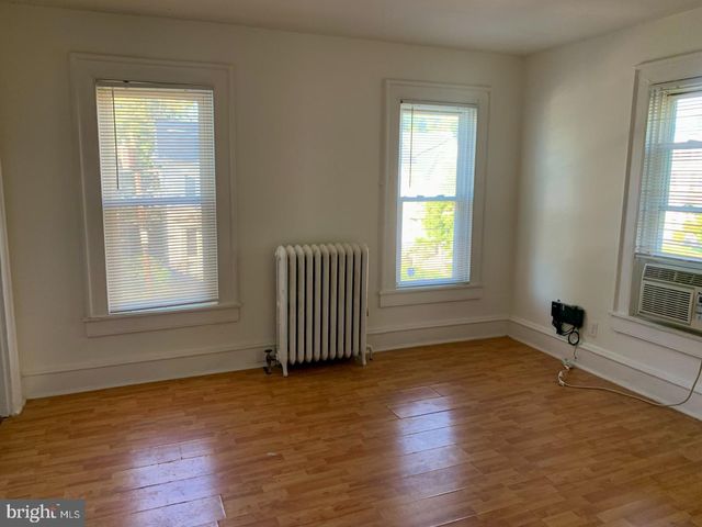 53 HIGH ST, Woodbury, NJ 08096