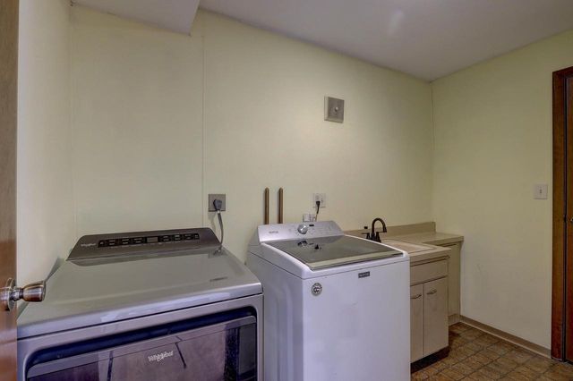 525 South STREET, Watertown, WI 53094