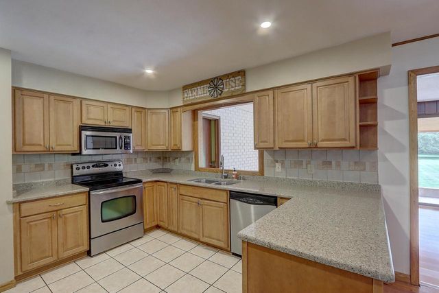 525 South STREET, Watertown, WI 53094