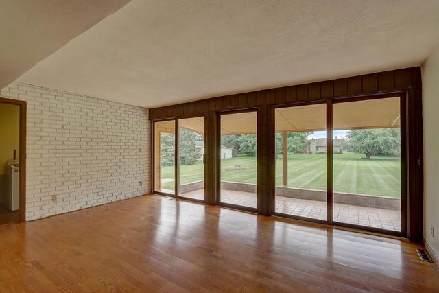 525 South STREET, Watertown, WI 53094