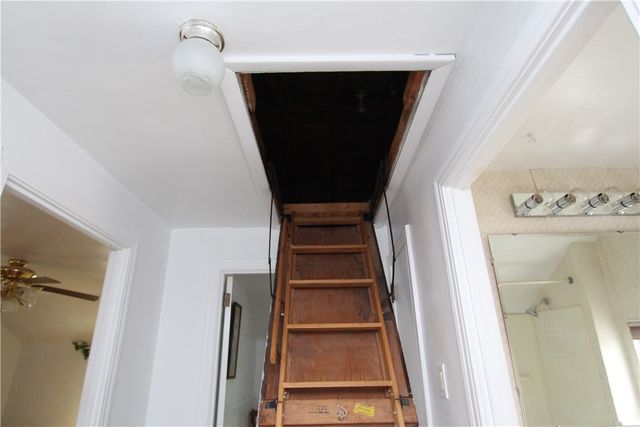 9 Glenview Ave, City Of Greensburg, PA 15601