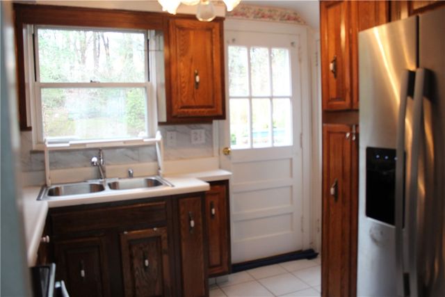 9 Glenview Ave, City Of Greensburg, PA 15601