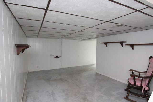 9 Glenview Ave, City Of Greensburg, PA 15601