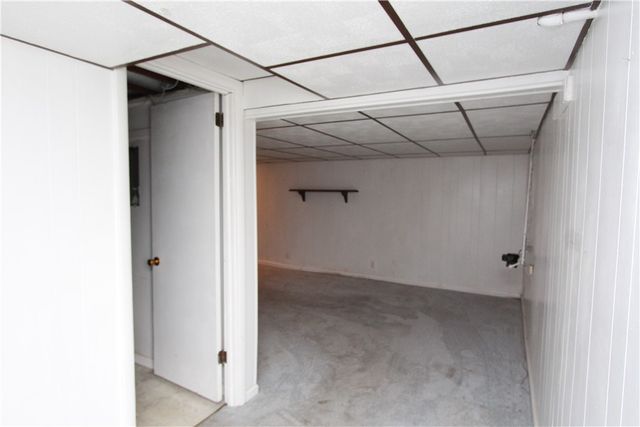 9 Glenview Ave, City Of Greensburg, PA 15601