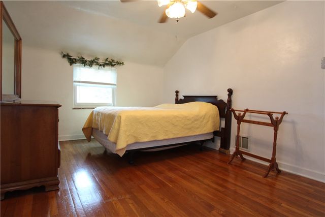 9 Glenview Ave, City Of Greensburg, PA 15601