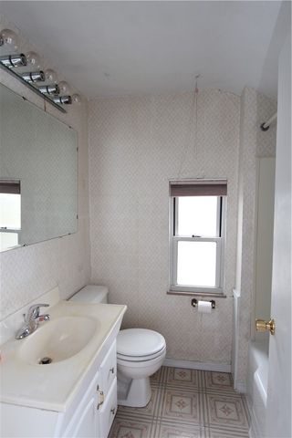 9 Glenview Ave, City Of Greensburg, PA 15601