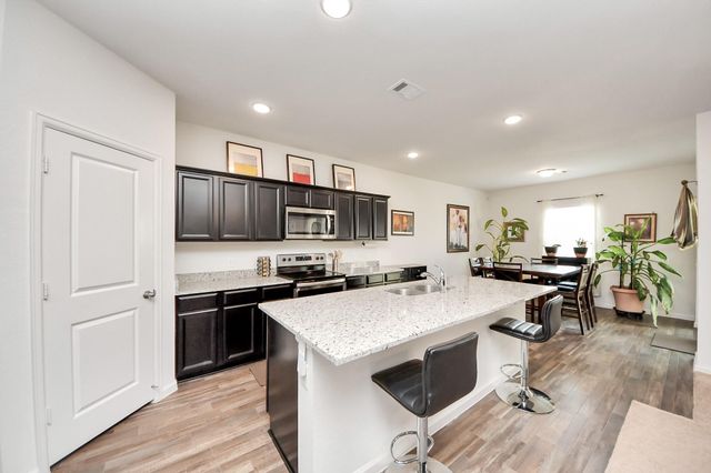 1024 Banyon Tree Lane, Brookshire, TX 77423