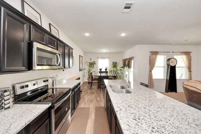 1024 Banyon Tree Lane, Brookshire, TX 77423