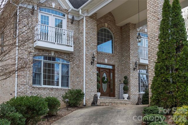 510 SE Stonecroft Court SE 32, Lenoir, NC 28645