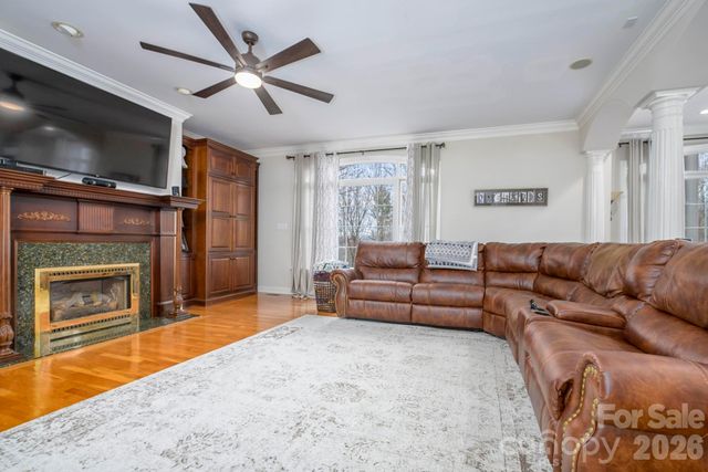 510 SE Stonecroft Court SE 32, Lenoir, NC 28645