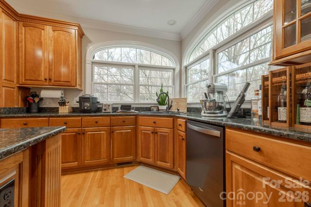 510 SE Stonecroft Court SE 32, Lenoir, NC 28645