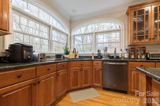 510 SE Stonecroft Court SE 32, Lenoir, NC 28645