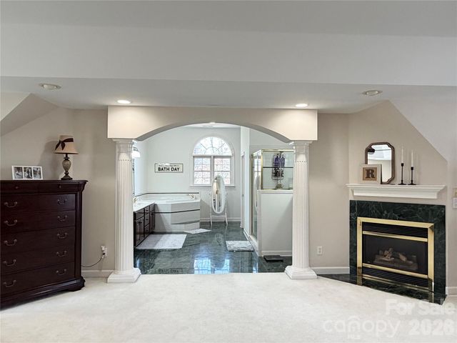 510 SE Stonecroft Court SE 32, Lenoir, NC 28645