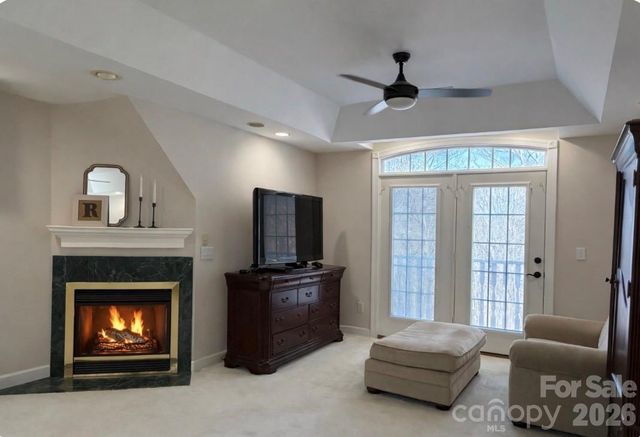 510 SE Stonecroft Court SE 32, Lenoir, NC 28645