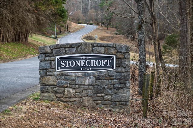 510 SE Stonecroft Court SE 32, Lenoir, NC 28645