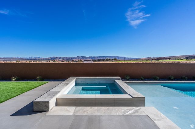 3295 S COTTONTAIL WAY, Hurricane, UT 84737