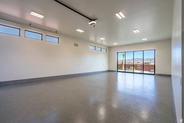 3295 S COTTONTAIL WAY, Hurricane, UT 84737