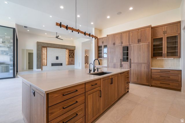 3295 S COTTONTAIL WAY, Hurricane, UT 84737