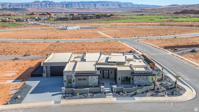 3295 S COTTONTAIL WAY, Hurricane, UT 84737