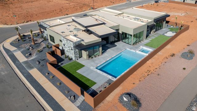 3295 S COTTONTAIL WAY, Hurricane, UT 84737