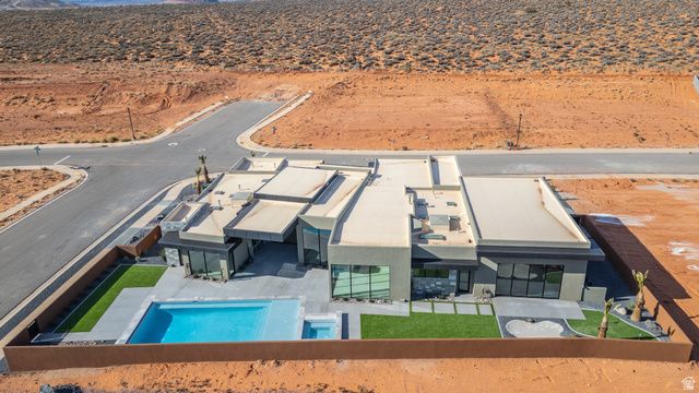 3295 S COTTONTAIL WAY, Hurricane, UT 84737