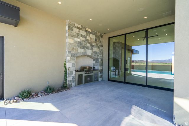 3295 S COTTONTAIL WAY, Hurricane, UT 84737