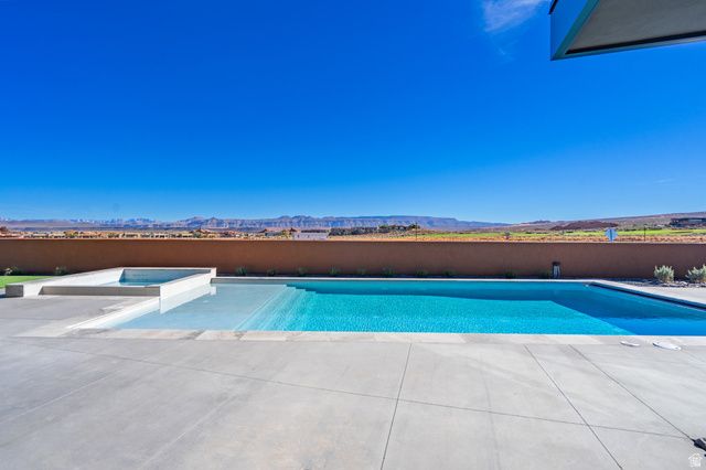 3295 S COTTONTAIL WAY, Hurricane, UT 84737