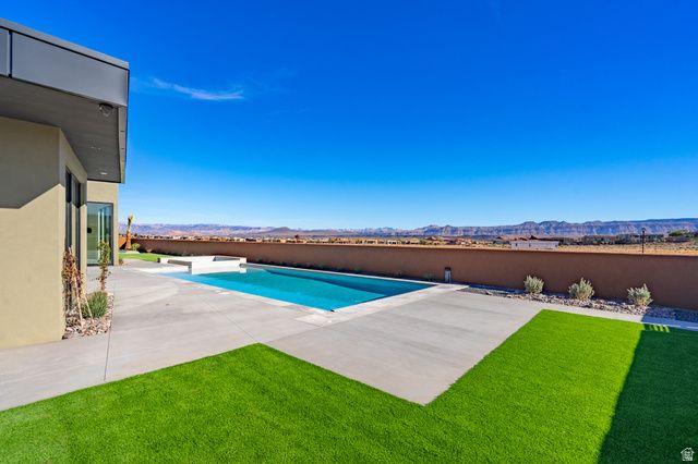 3295 S COTTONTAIL WAY, Hurricane, UT 84737