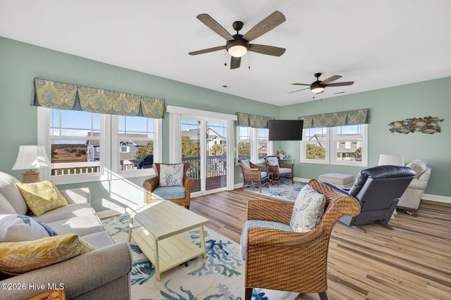 122 Old Village Lane, Sneads Ferry, NC 28460