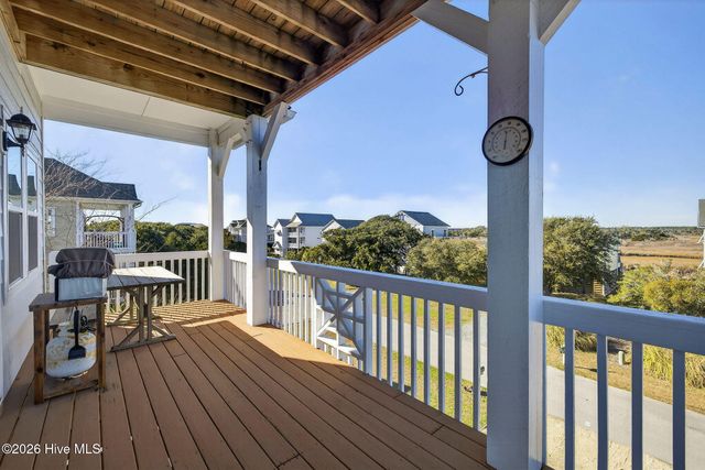 122 Old Village Lane, Sneads Ferry, NC 28460