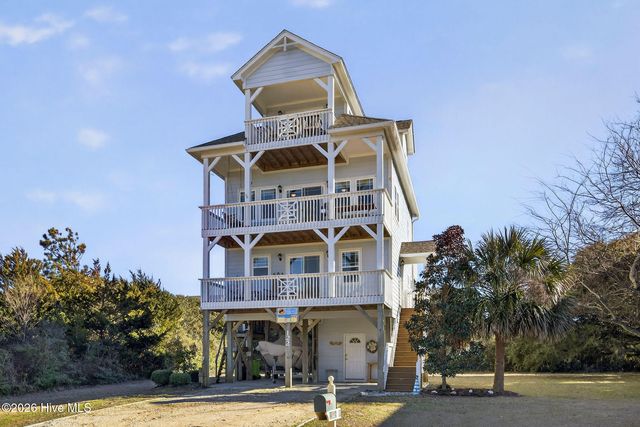 122 Old Village Lane, Sneads Ferry, NC 28460