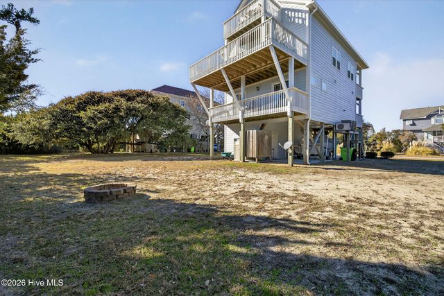 122 Old Village Lane, Sneads Ferry, NC 28460