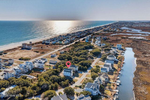 122 Old Village Lane, Sneads Ferry, NC 28460