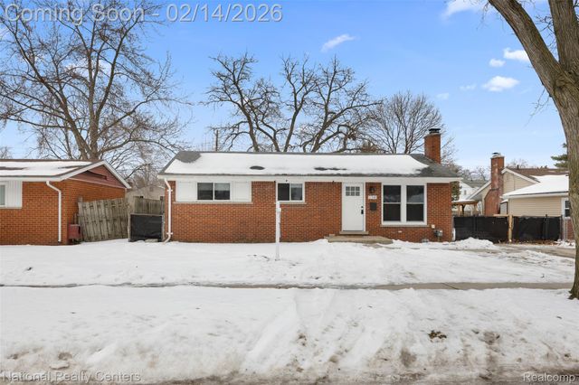 2341 Treadwell Street, Westland, MI 48186