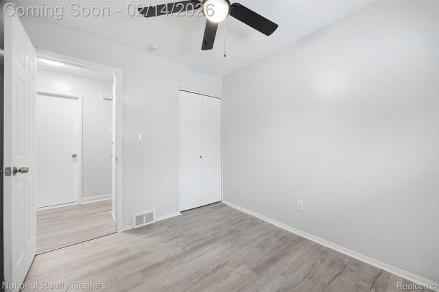 2341 Treadwell Street, Westland, MI 48186