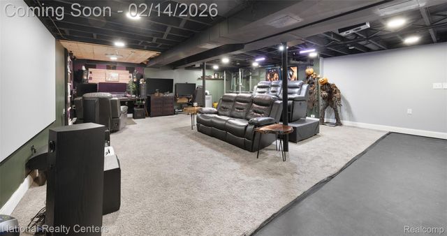 2341 Treadwell Street, Westland, MI 48186