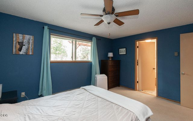 20941 Desert Woods Drive, Bend, OR 97702