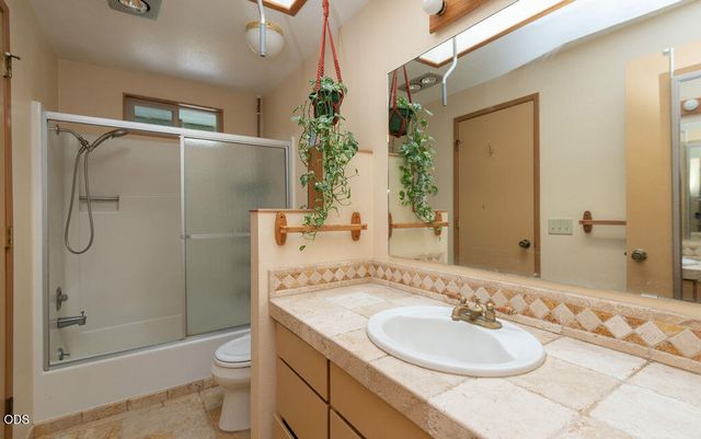 20941 Desert Woods Drive, Bend, OR 97702