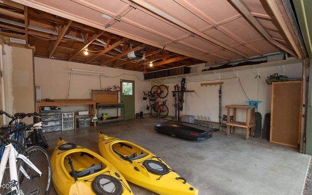 20941 Desert Woods Drive, Bend, OR 97702