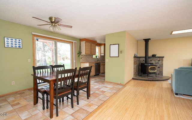 20941 Desert Woods Drive, Bend, OR 97702