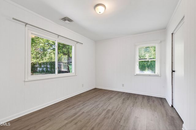 2618 Bedford Avenue, Raleigh, NC 27607