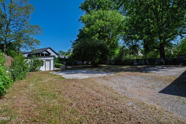 2618 Bedford Avenue, Raleigh, NC 27607