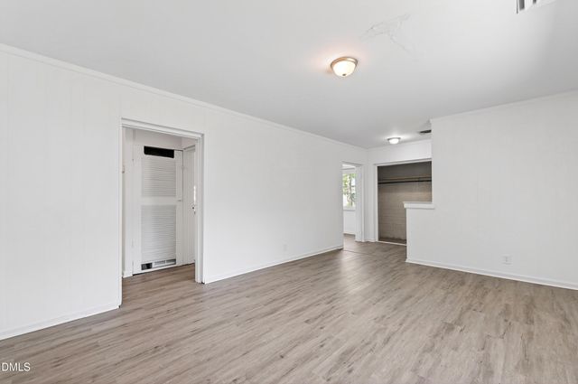 2618 Bedford Avenue, Raleigh, NC 27607