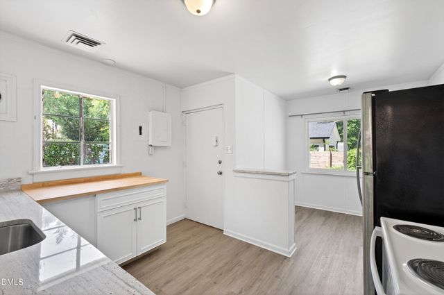 2618 Bedford Avenue, Raleigh, NC 27607